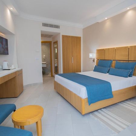 เฟียสตาบีชคลับ Hotel Mezraia ภายนอก รูปภาพ