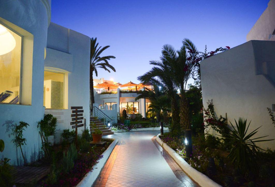 เฟียสตาบีชคลับ Hotel Mezraia ภายนอก รูปภาพ