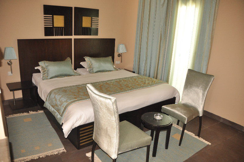 เฟียสตาบีชคลับ Hotel Mezraia ภายนอก รูปภาพ